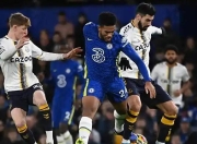 星空体育-关于荷甲转会期再迎强敌；纽卡斯尔遗憾出局；主帅态度——更衣室稳定；资深球员宣示担当的信息-星空体育